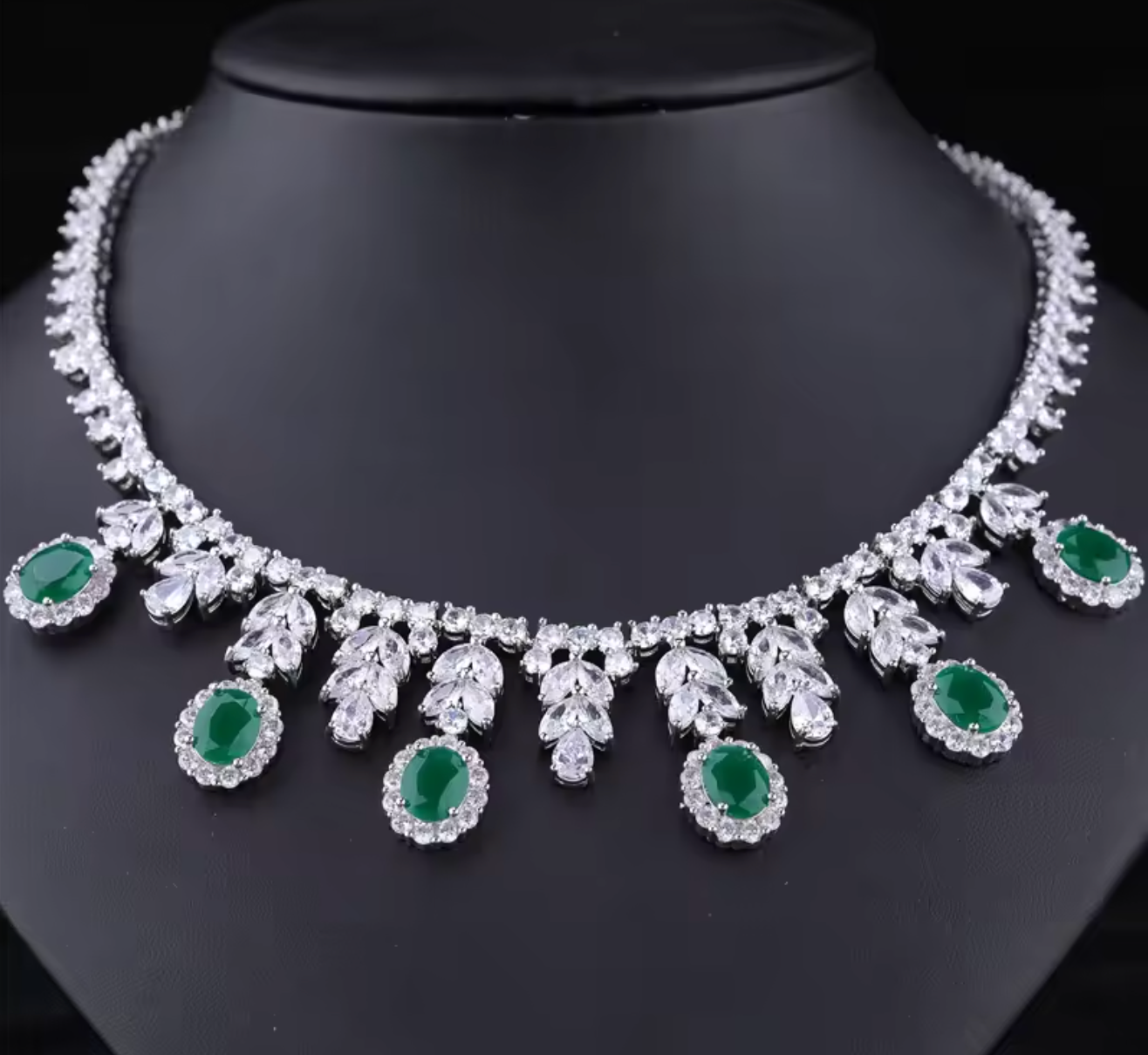 Luxury Green Water Drop Jewelry Set for Women